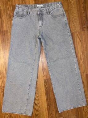 S.O.N.G. Denim | Light Gray Wash Wide/Straight-Leg Jeans | Women’s Size 9/29